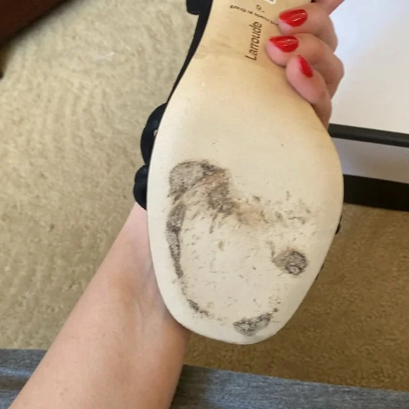 Black larroude suede heels - Picture 6 of 6